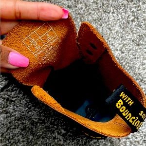 Dr. Martens Leona style boot